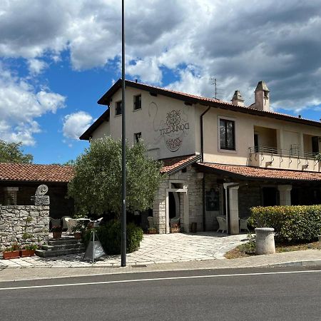 מלון סיסטיאנה Gran Osteria Tre Noci מראה חיצוני תמונה
