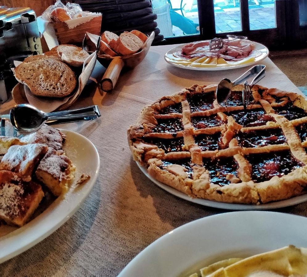 מלון סיסטיאנה Gran Osteria Tre Noci מראה חיצוני תמונה