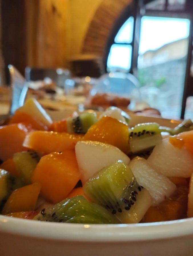 מלון סיסטיאנה Gran Osteria Tre Noci מראה חיצוני תמונה