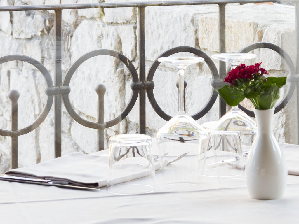 מלון סיסטיאנה Gran Osteria Tre Noci מראה חיצוני תמונה